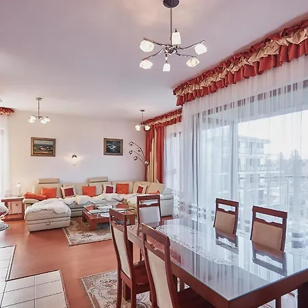 - Baltic Park Plaza - Bursztynowy Apartman *