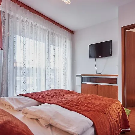 - Baltic Park Plaza - Bursztynowy *